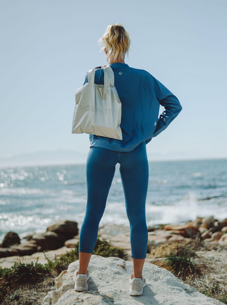 THE CASS LIGHTWEIGHT BOMBER | SOFT BLUE